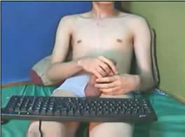 Curious Yearning Br555 Webcam boy